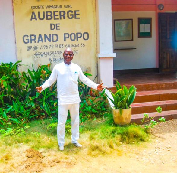 Auberge De Grand Popo Екстериор снимка