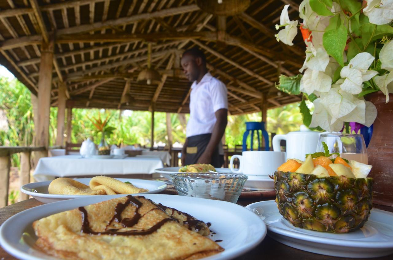 Auberge De Grand Popo Екстериор снимка