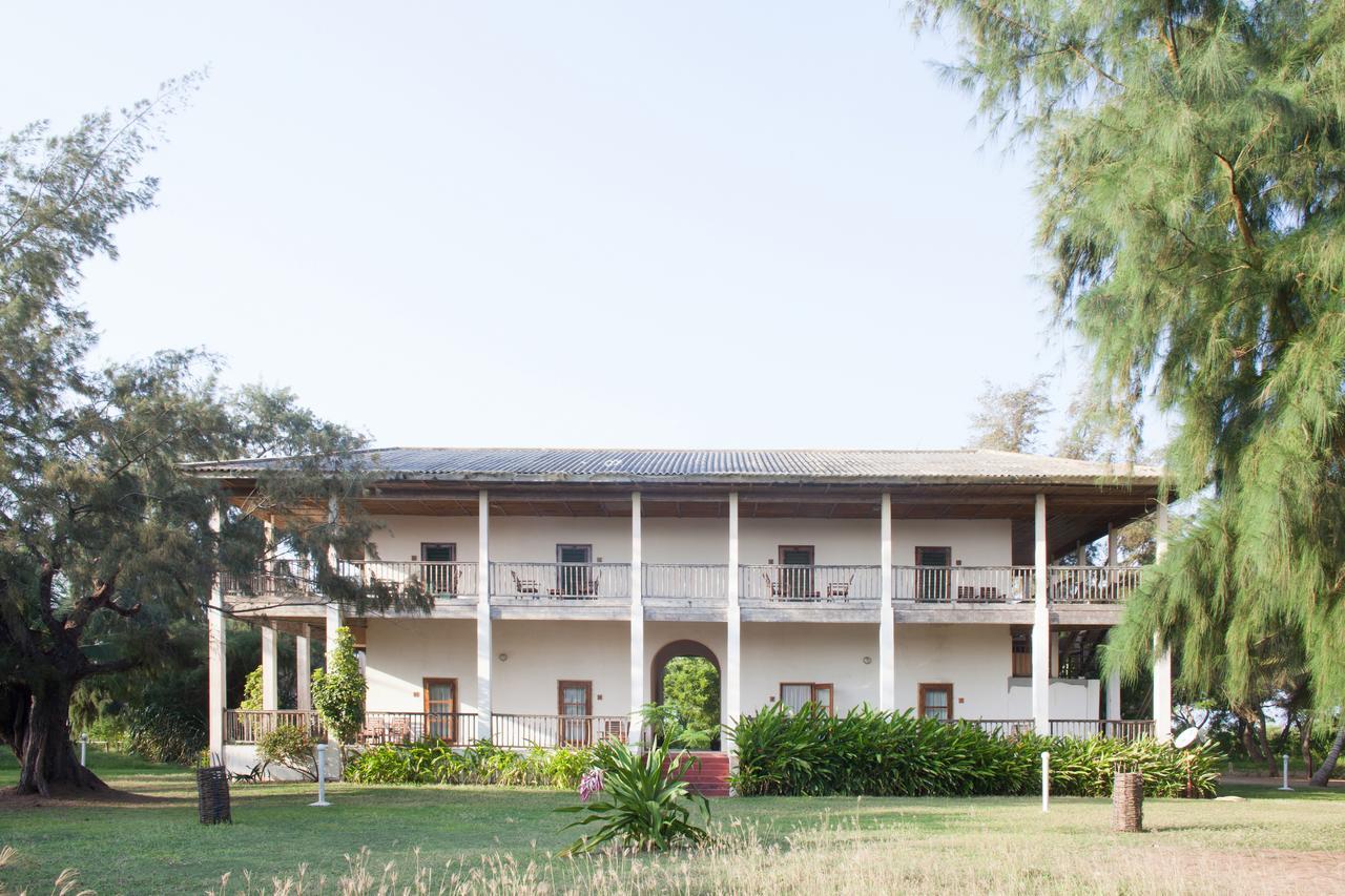 Auberge De Grand Popo Екстериор снимка