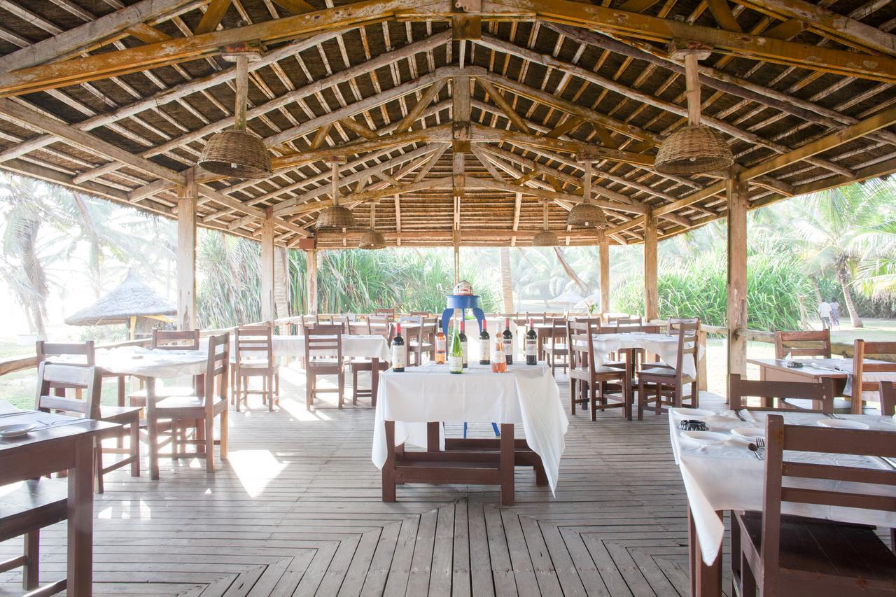 Auberge De Grand Popo Екстериор снимка