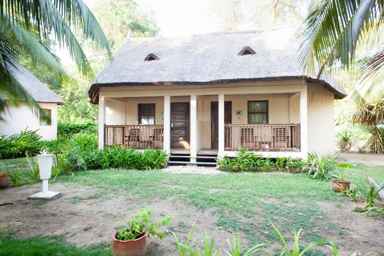 Auberge De Grand Popo Екстериор снимка